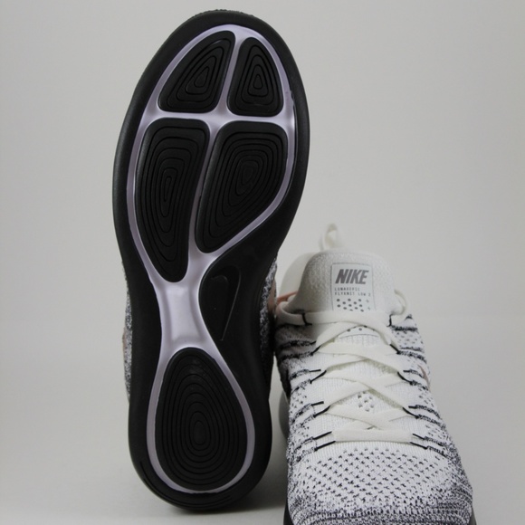 Nike Lunarepic 2 Low Flyknit X-plore Running Shoe - Picture 6 of 6